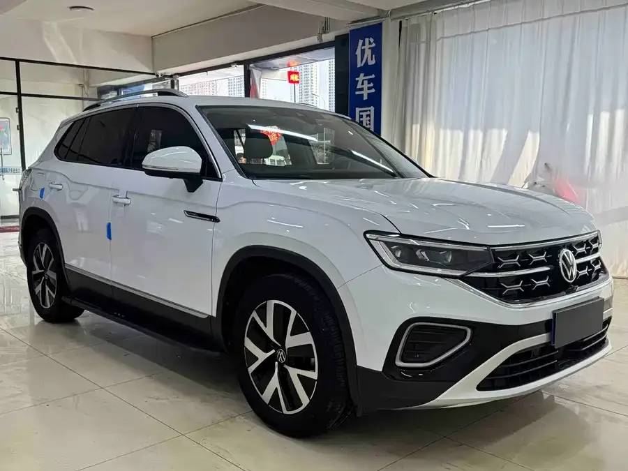 Volkswagen Tayron Tanyue 2023 280TSI 2WD Luxury Plus Advanced Edition 2022 — миниатюра 3