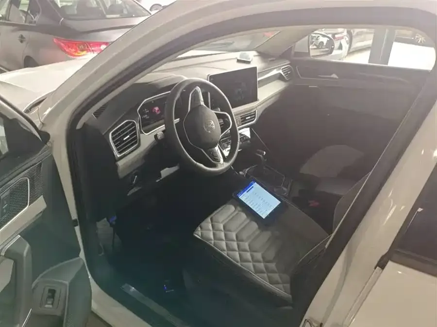 Volkswagen Tayron Tanyue 2023 280TSI 2WD Luxury Plus Advanced Edition 2022 — миниатюра 2