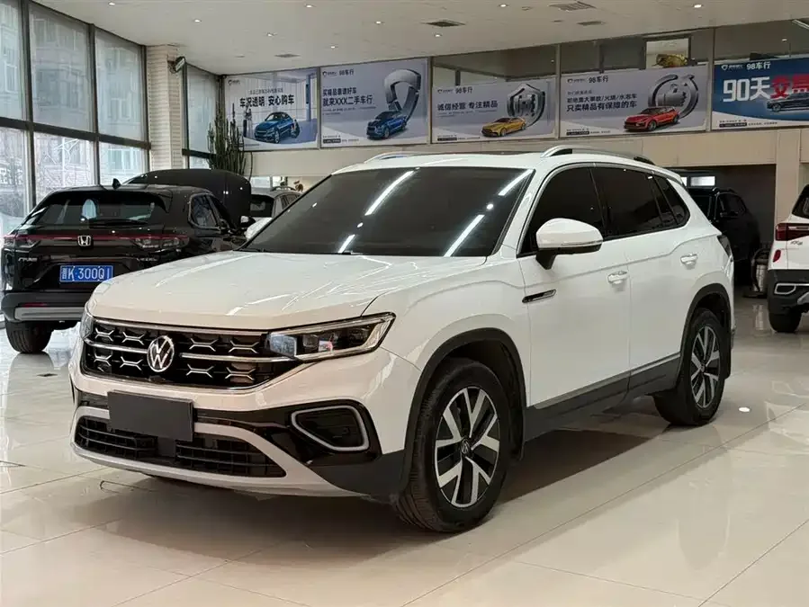 Volkswagen Tayron Tanyue 2023 280TSI 2WD Luxury Plus Advanced Edition 2023 — фото 1, купить с доставкой в Москву