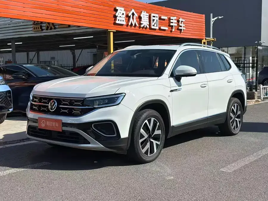 Volkswagen Tayron Tanyue 2023 300TSI 2WD Luxury Plus Advanced Edition 2023 — фото 1, купить с доставкой в Москву