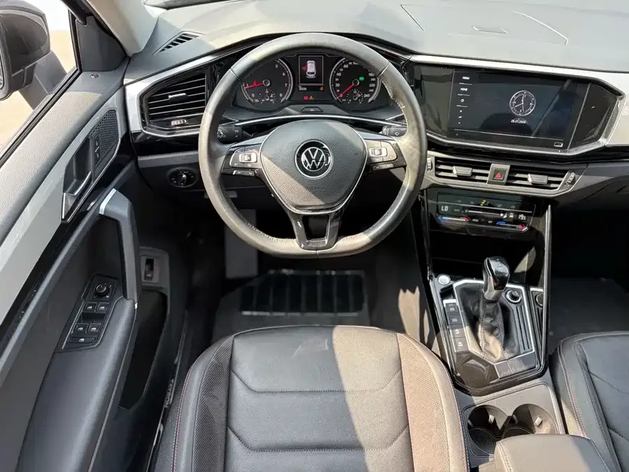 Volkswagen Tayron Tanyue 2022 330TSI 2WD Luxury Smart Edition 2022 — миниатюра 5