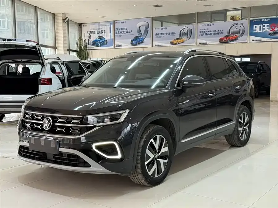 Volkswagen Tayron Tanyue 2023 280TSI 2WD Luxury Plus Advanced Edition 2022 — фото 1, купить с доставкой в Москву
