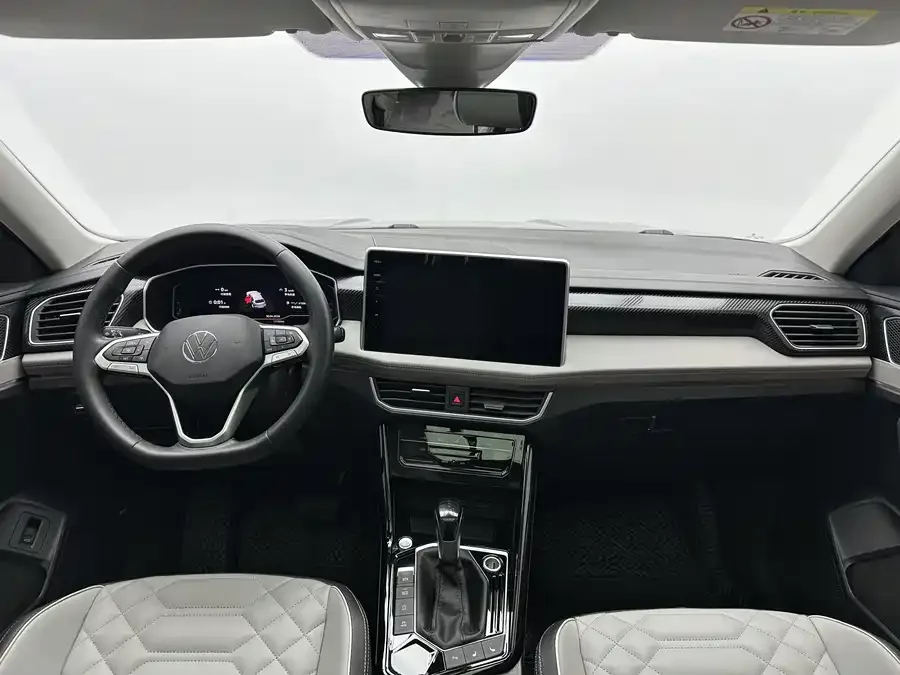 Volkswagen Tayron Tanyue 2023 280TSI 2WD Luxury Plus Advanced Edition 2023 — миниатюра 4