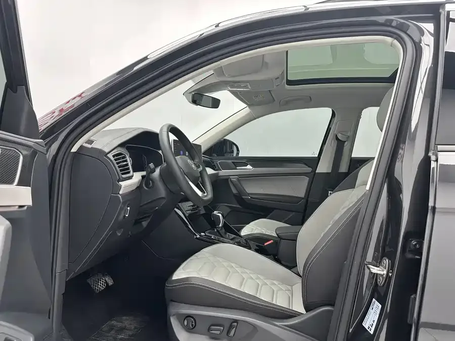 Volkswagen Tayron Tanyue 2023 280TSI 2WD Luxury Plus Advanced Edition 2023 — миниатюра 2