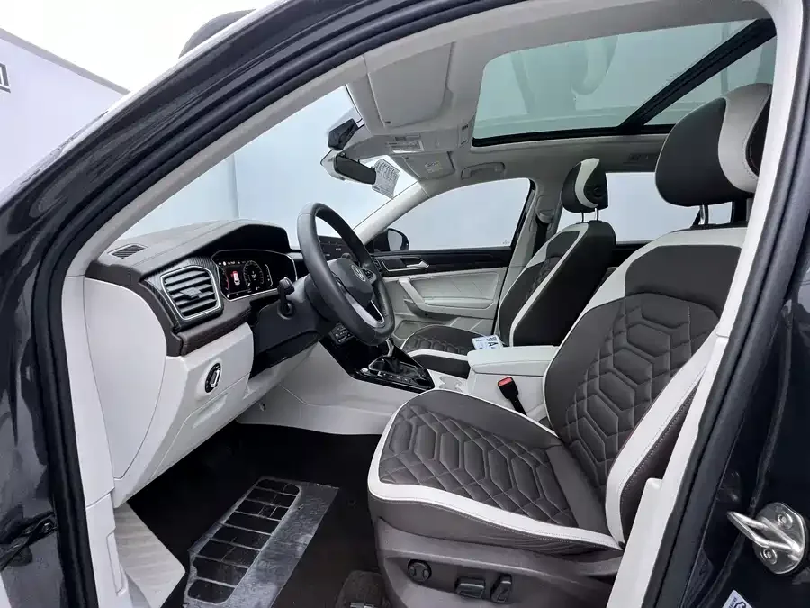 Volkswagen Tayron Tanyue 2023 280TSI 2WD Luxury Plus Advanced Edition 2022 — миниатюра 5