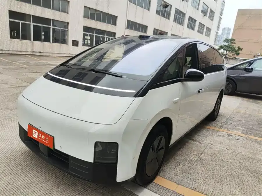 Li Xiang MEGA Ideal MEGA 2025 Ultra Smart New Edition 2025 — фото 1, купить с доставкой в Москву