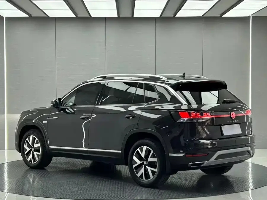 Volkswagen Tayron Tanyue 2023 280TSI 2WD Luxury Plus Advanced Edition 2022 — миниатюра 3