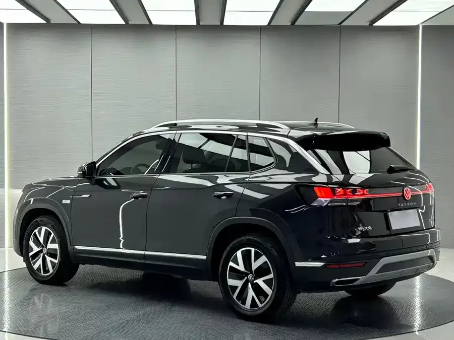 Volkswagen Tayron Tanyue 2023 280TSI 2WD Luxury Plus Advanced Edition 2022 — миниатюра 3