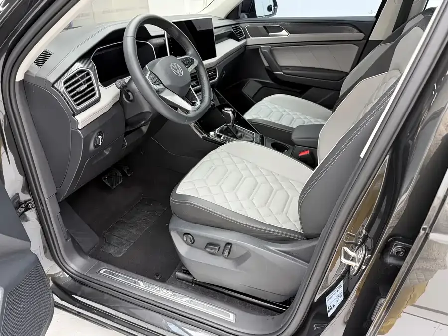 Volkswagen Tayron Tanyue 2023 280TSI 2WD Luxury Plus Advanced Edition 2022 — миниатюра 5