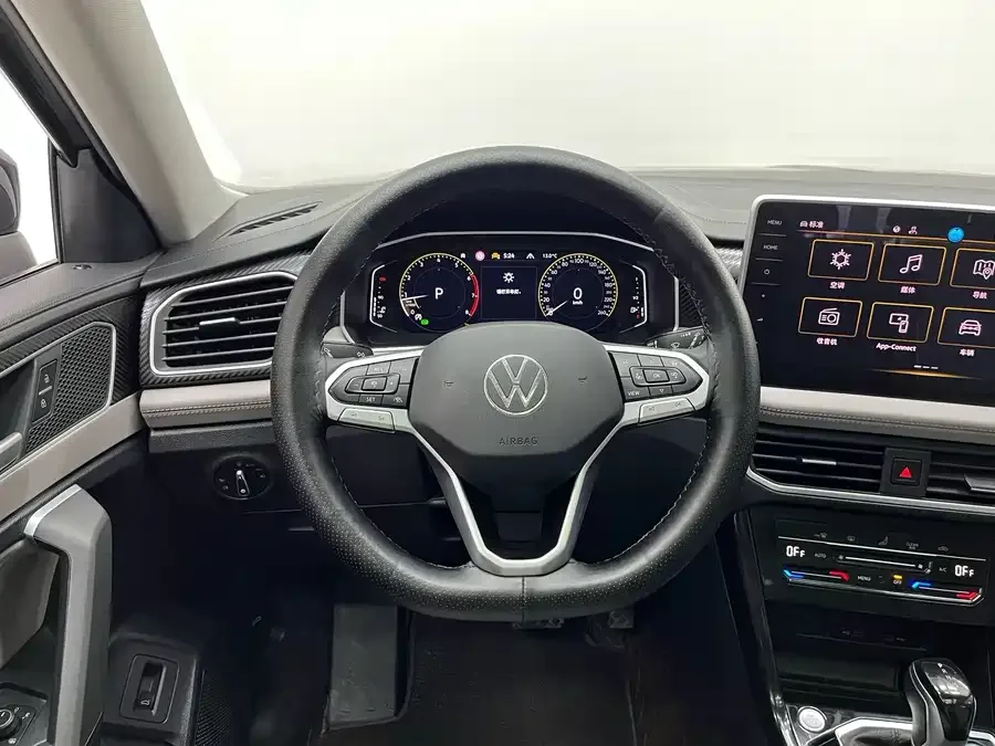Volkswagen Tayron Tanyue 2023 330TSI 2WD Luxury Plus Advanced Edition 2023 — миниатюра 4