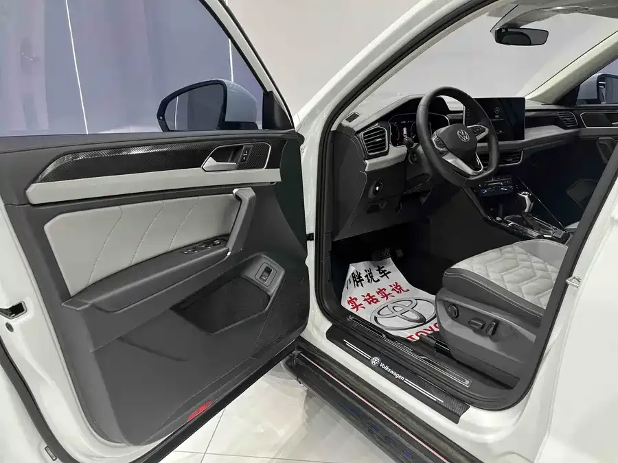 Volkswagen Tayron Tanyue 2023 280TSI 2WD Luxury Plus Advanced Edition 2023 — миниатюра 4