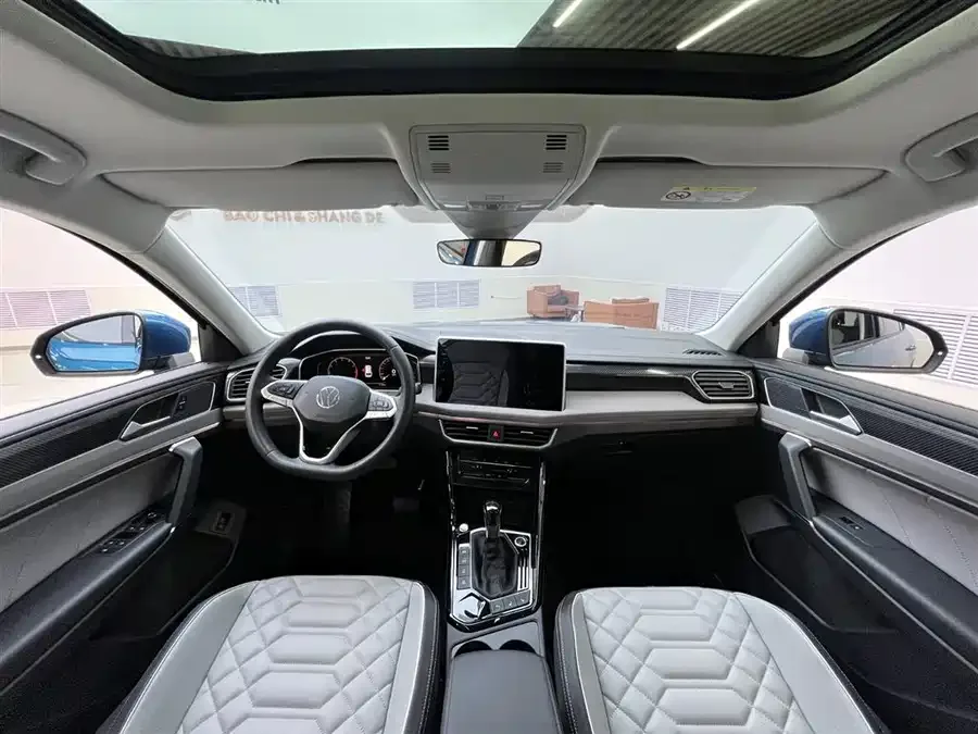 Volkswagen Tayron Tanyue 2023 280TSI 2WD Luxury Plus Advanced Edition 2022 — миниатюра 4