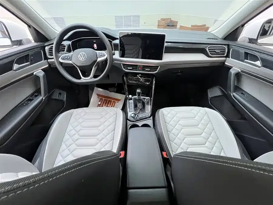 Volkswagen Tayron Tanyue 2023 280TSI 2WD Luxury Plus Advanced Edition 2022 — миниатюра 4