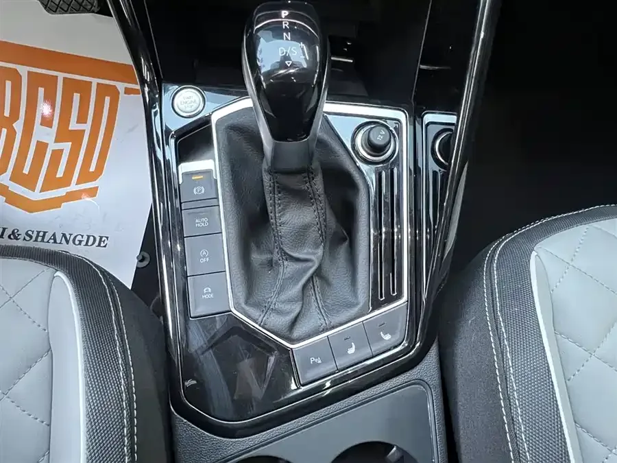 Volkswagen Tayron Tanyue 2023 280TSI 2WD Luxury Plus Advanced Edition 2022 — миниатюра 5