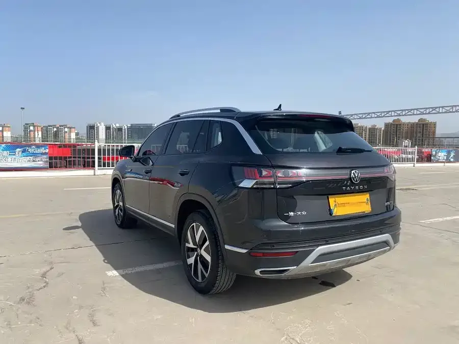 Volkswagen Tayron Tanyue 2023 330TSI 2WD Luxury Plus Advanced Edition 2023 — миниатюра 2