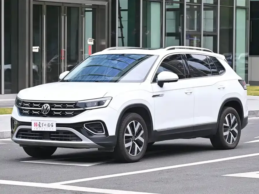 Volkswagen Tayron Tanyue 2024 300TSI 2WD Luxury Plus Advanced Edition 2023 — фото 1, купить с доставкой в Москву
