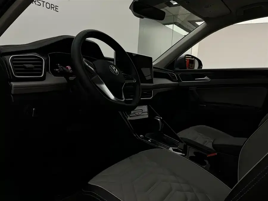 Volkswagen Tayron Tanyue 2023 300TSI 2WD Luxury Plus Advanced Edition 2024 — миниатюра 3