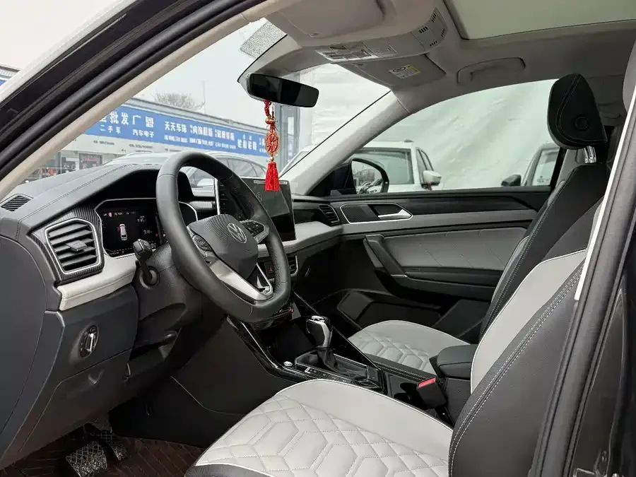 Volkswagen Tayron Tanyue 2024 330TSI 2WD Luxury Plus Advanced Edition 2024 — миниатюра 2