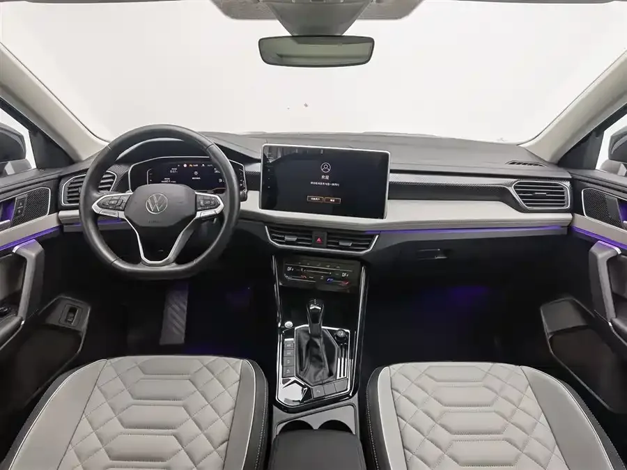 Volkswagen Tayron Tanyue 2023 330TSI 2WD Luxury Plus Advanced Edition 2023 — миниатюра 2