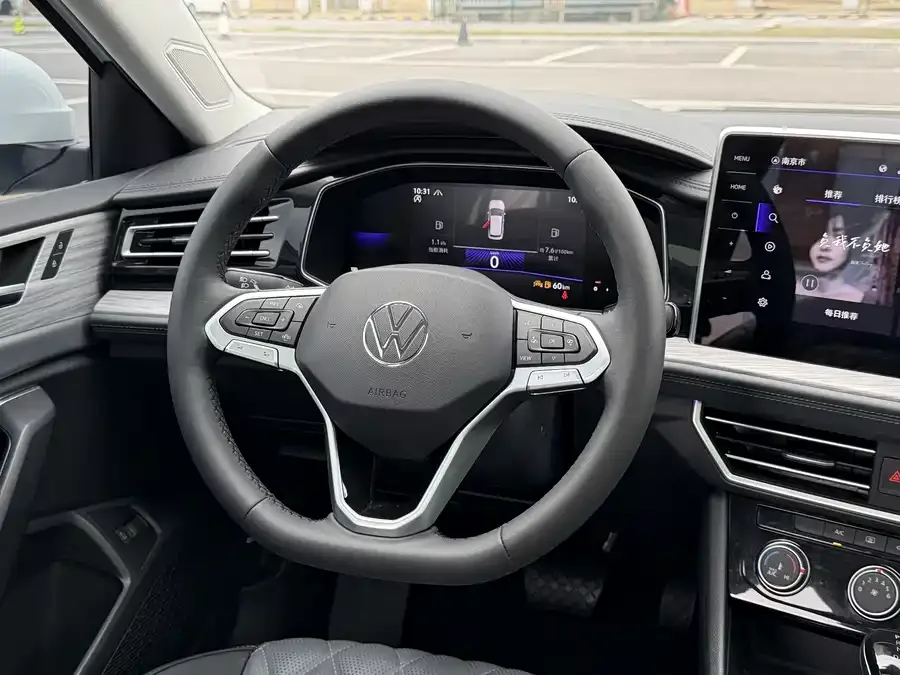 Volkswagen Sagitar 2024 Sagitar 300TSI DSG Beyond Edition 2024 — миниатюра 2