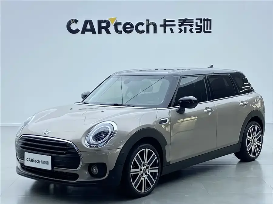 MINI CLUBMAN MINI CLUBMAN 2023 facelift 1.5T COOPER Connoisseur 2023 — фото 1, купить с доставкой в Москву