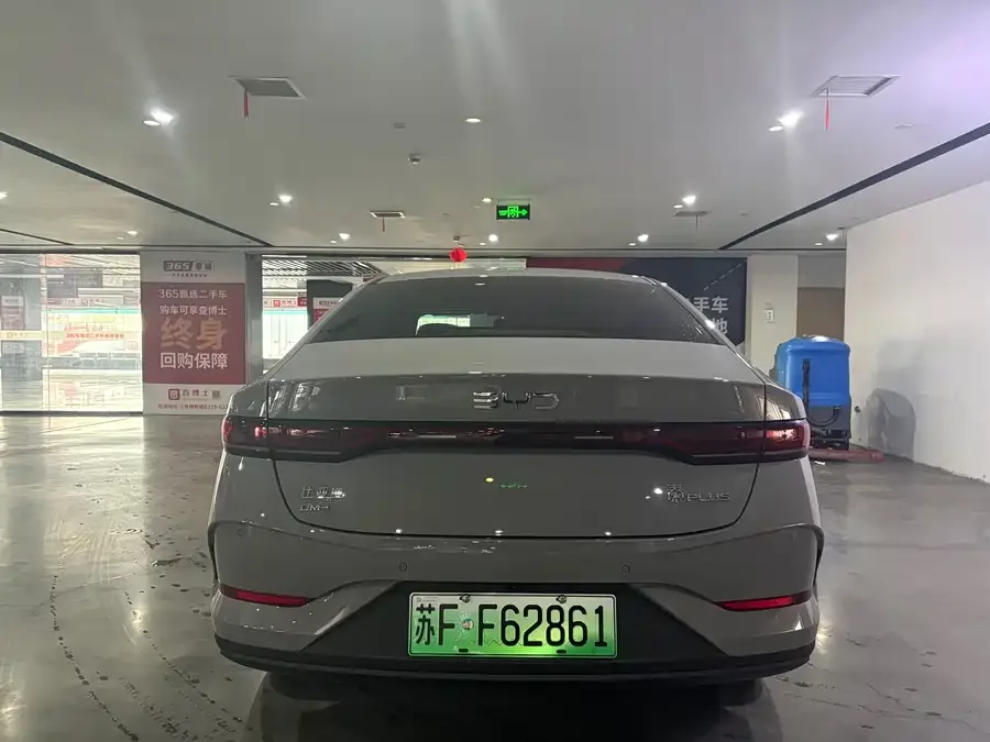 BYD Qin PLUS Qin PLUS 2026 DM-i 210KM Progressive Edition 2026 — миниатюра 2