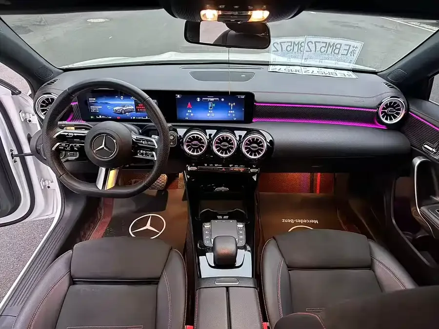 Mercedes-Benz Class A Mercedes-Benz A-Class 2023 A 200 L Fashion Edition 2024 — миниатюра 3