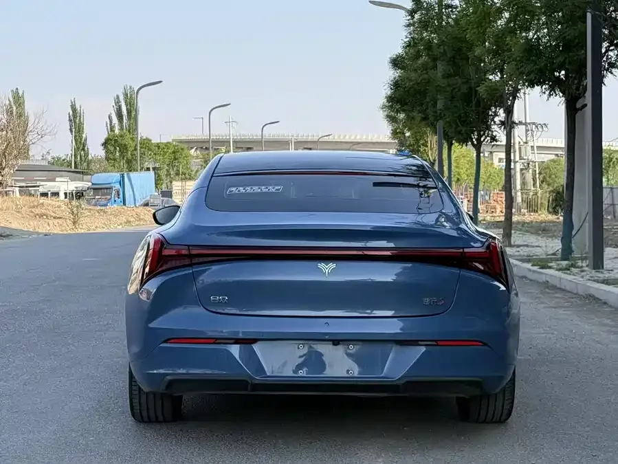 NETA Nezha S Nezha S 2024 facelift extended range 1060 Lite version 2024 — миниатюра 2