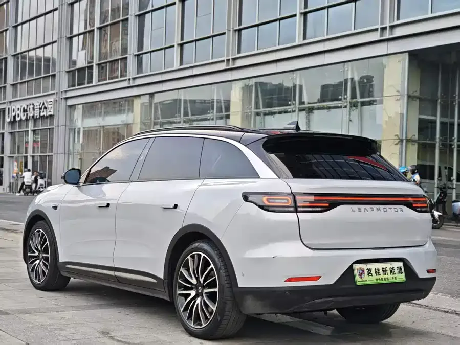Leapmotor C11 Leapmotor C11 2021 luxury version 2022 — миниатюра 2