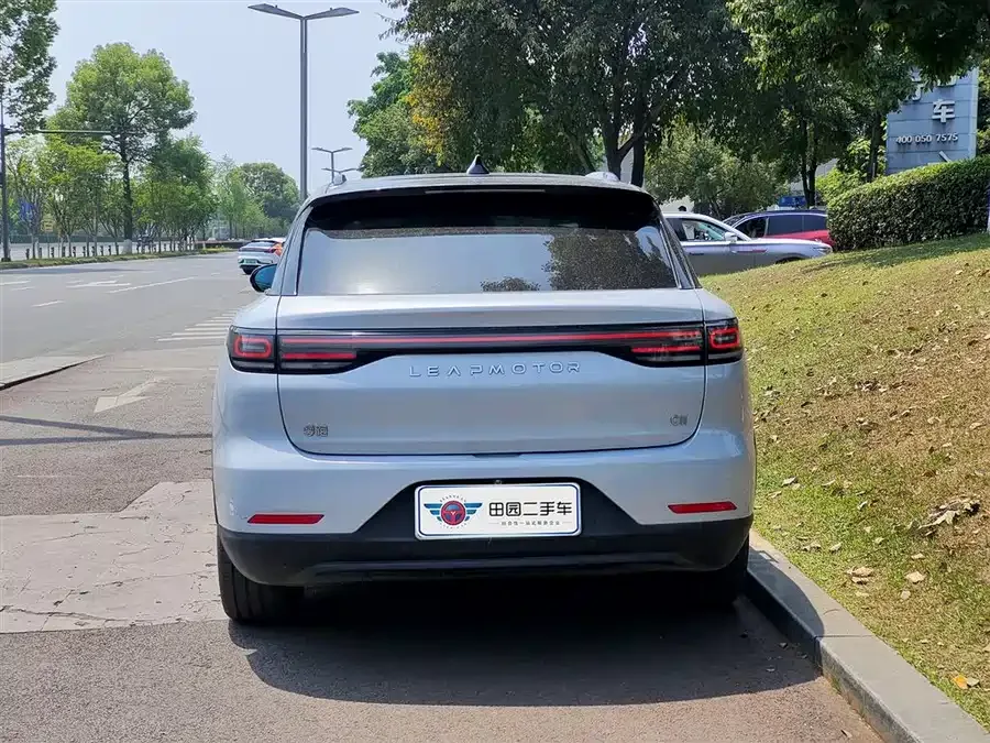 Leapmotor C11 Leapmotor C11 2021 Luxury Edition 2022 — миниатюра 2