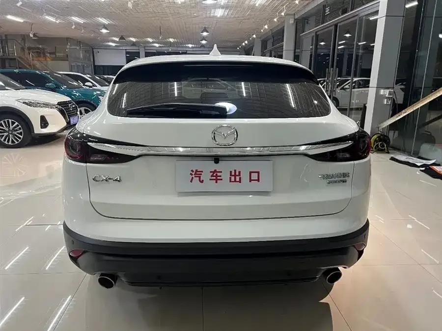 Mazda CX-4 2021 2.0L Automatic 2WD Blue Sky Vitality Edition 2023 — миниатюра 2