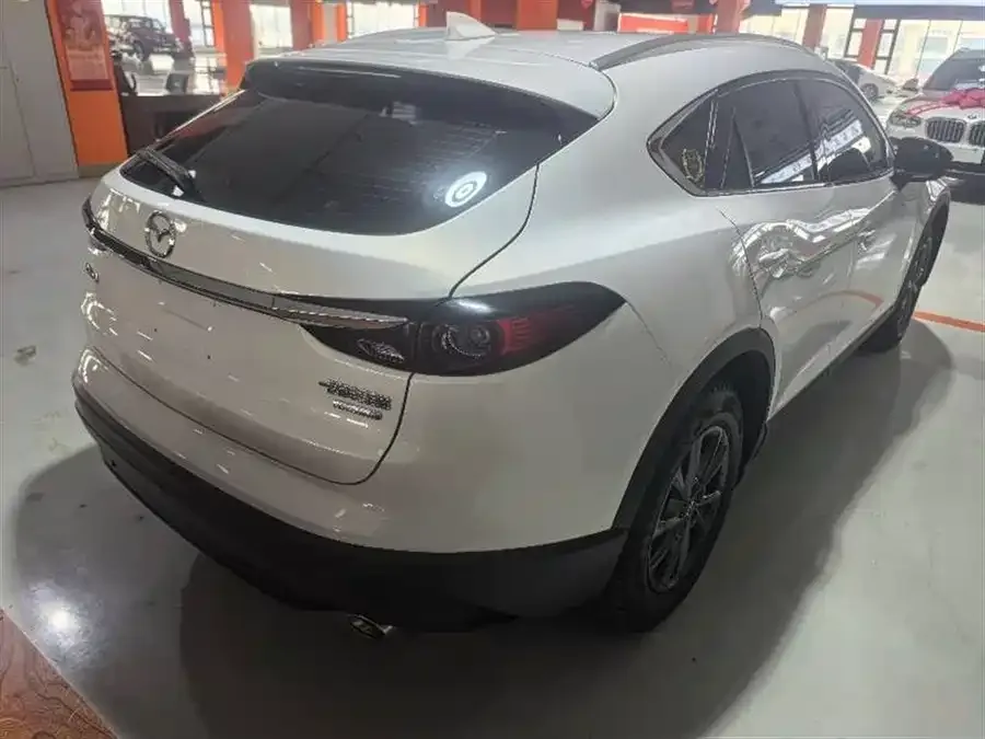 Mazda CX-4 2021 2.0L Automatic 2WD Blue Sky Premium Edition 2023 — миниатюра 2