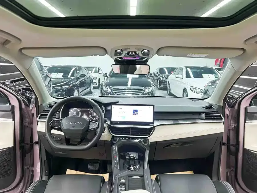 Lynk & Co 06 Lynk & Co 06 2023 Remix 1.5T Hero 2023 — миниатюра 3