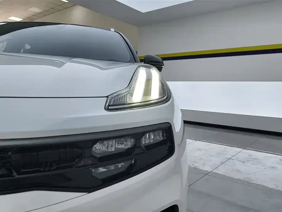 Lynk & Co 06 Lynk & Co 06 2023 Remix 1.5T Halo 2023 — миниатюра 2