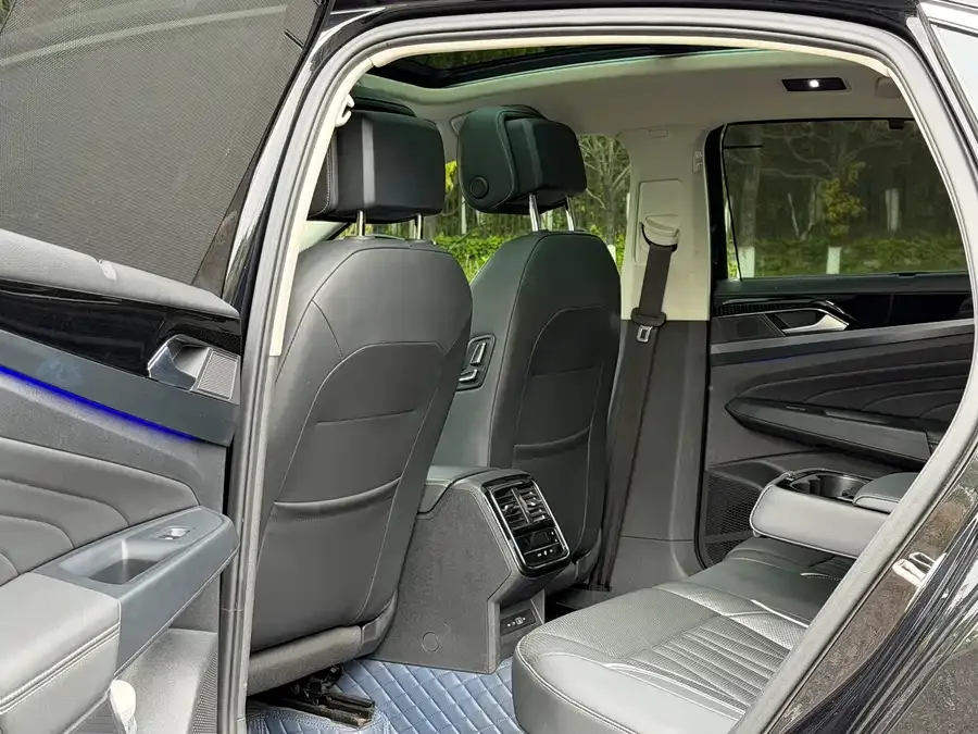 Volkswagen Passat Passat 2022 330TSI Deluxe Edition 2022 — миниатюра 4