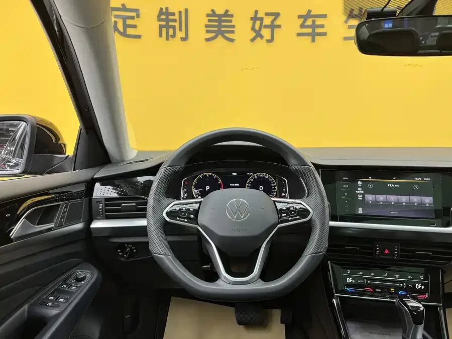 Volkswagen Passat Passat 2023 330TSI Elite Edition 2024 — миниатюра 5