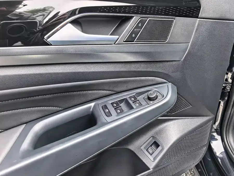 Volkswagen Passat Passat 2024 330TSI Star Elite Edition 2024 — миниатюра 4