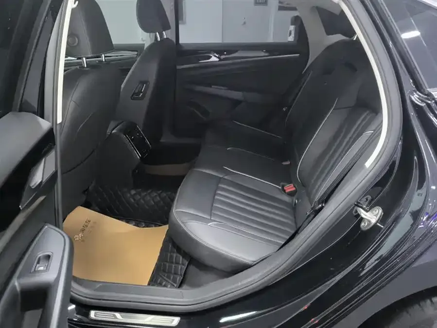 Volkswagen Passat Passat 2023 facelift 330TSI Star Elite Edition 2023 — миниатюра 5
