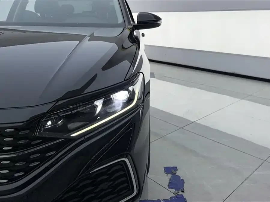 Volkswagen Passat Passat 2023 facelift 330TSI Star Elite Edition 2023 — миниатюра 2