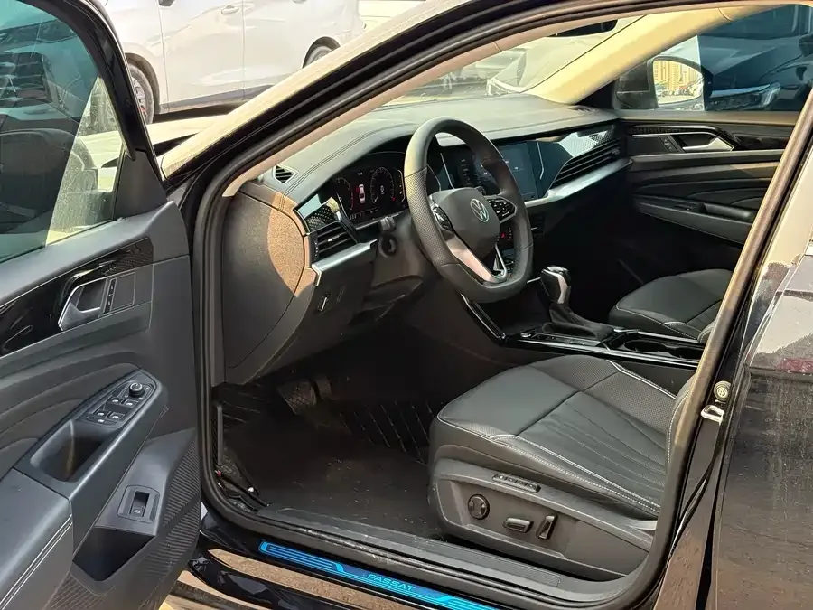Volkswagen Passat Passat 2024 330TSI Elite Edition 2024 — миниатюра 2