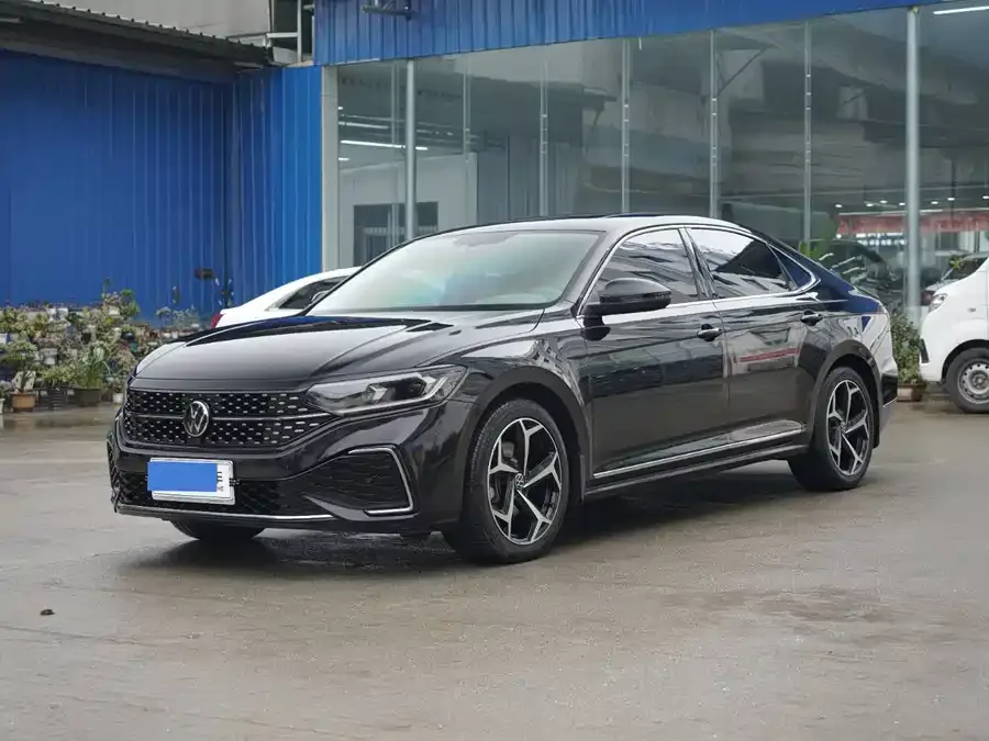 Volkswagen Passat Passat 2023 330TSI Star Elite Edition 2023 — фото 1, купить с доставкой в Москву