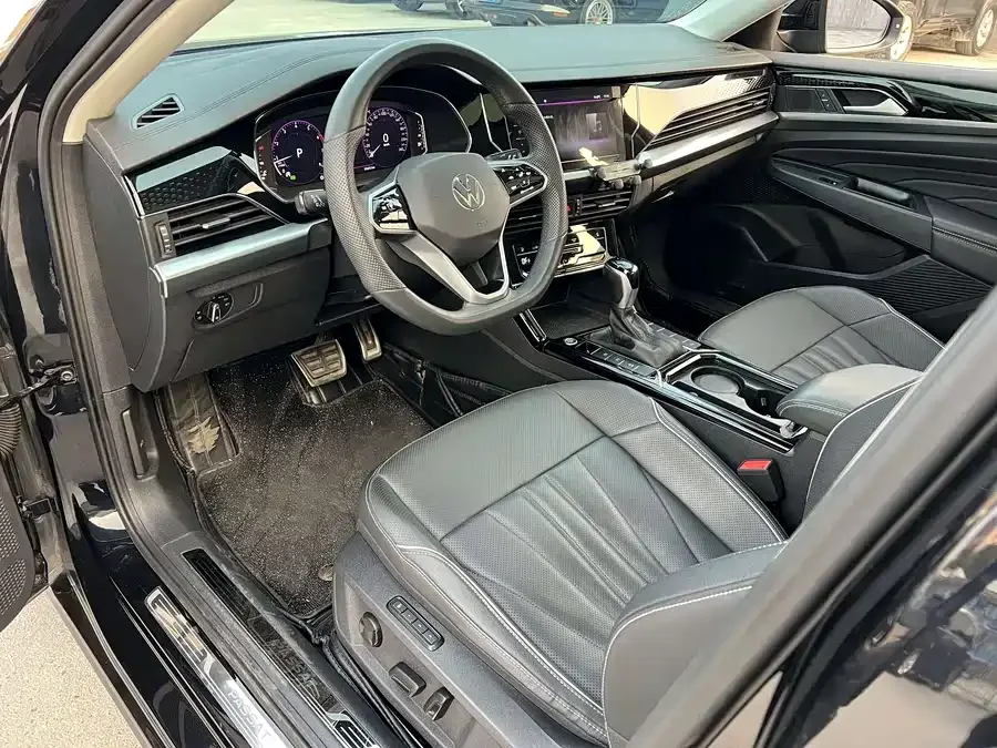 Volkswagen Passat Passat 2024 330TSI Star Elite Edition 2025 — миниатюра 2