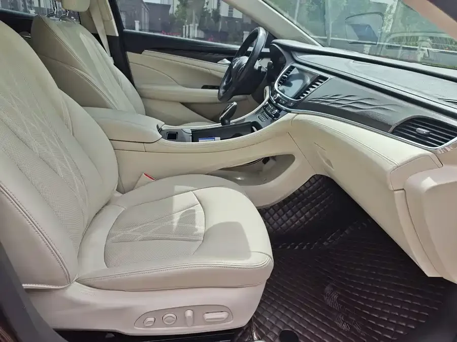 Buick LaCrosse LaCrosse 2022 Avenir Flagship Model 2022 — миниатюра 4