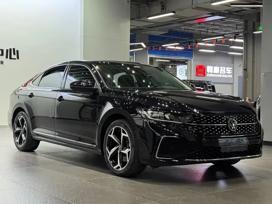 Volkswagen Passat Passat 2024 380TSI Starry Sky Dragon Edition 2024 — миниатюра 3
