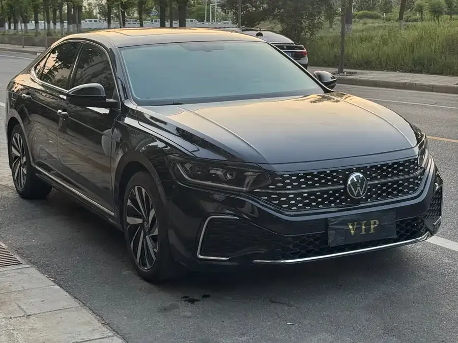 Volkswagen Passat Passat 2024 380TSI Starry Sky Dragon Edition 2024 — миниатюра 3