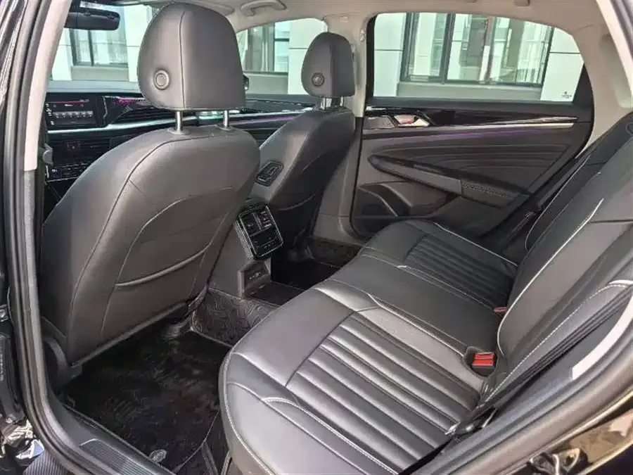 Volkswagen Passat Passat 2023 facelift 330TSI Elite Edition 2023 — миниатюра 2
