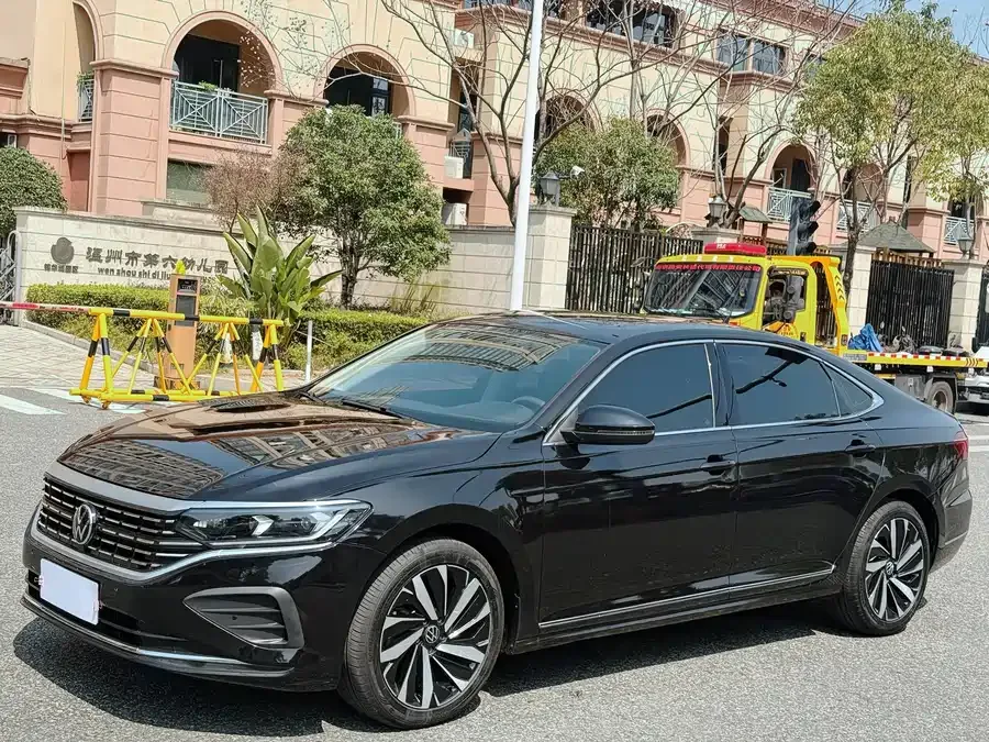 Volkswagen Passat Passat 2024 330TSI Elite Edition 2024 — миниатюра 3