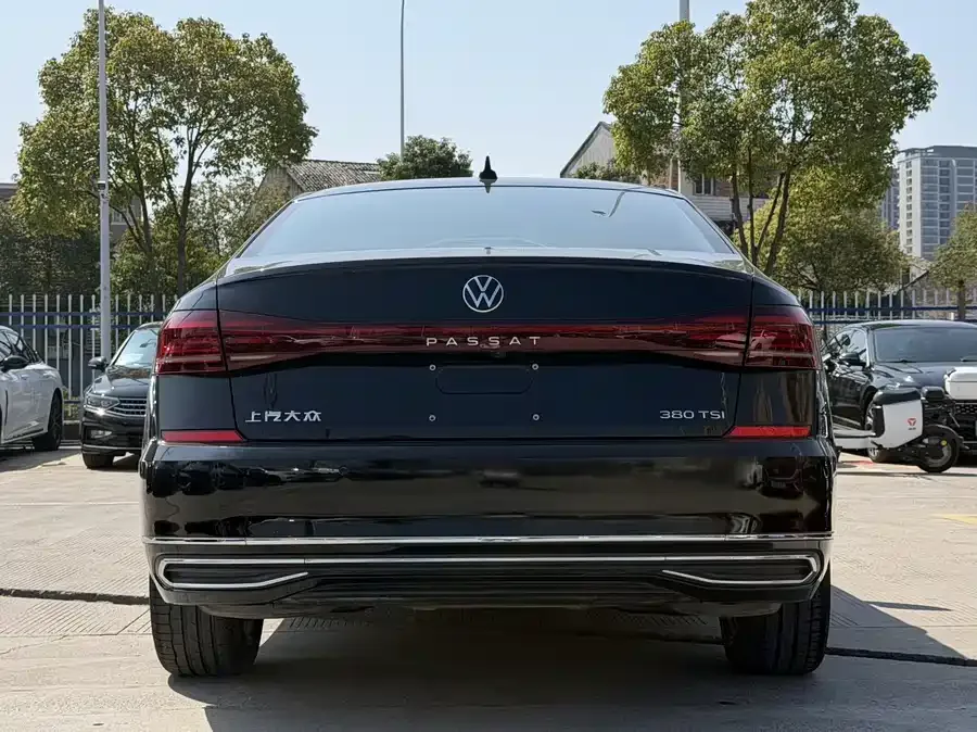 Volkswagen Passat Passat 2024 380TSI Star Elite Edition 2024 — миниатюра 2