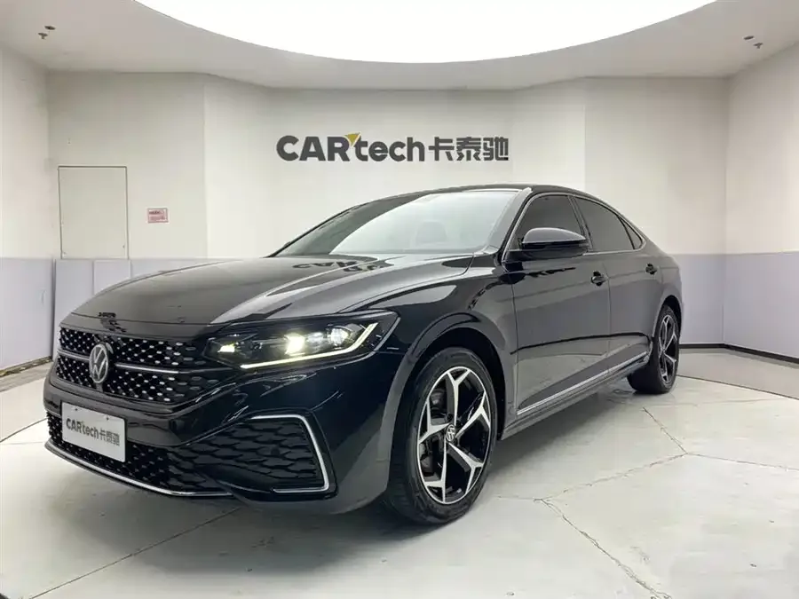 Volkswagen Passat Passat 2023 facelift 330TSI Star Elite Edition 2024 — фото 1, купить с доставкой в Москву