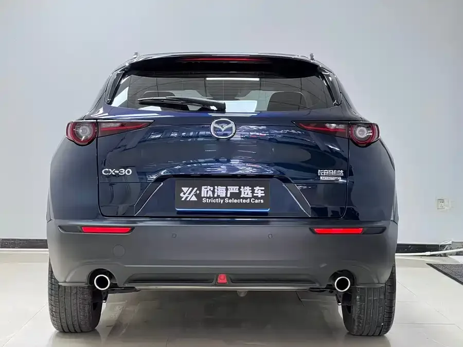 Mazda CX-30 2022 2.0L Automatic Obsidian Edition 2023 — миниатюра 2